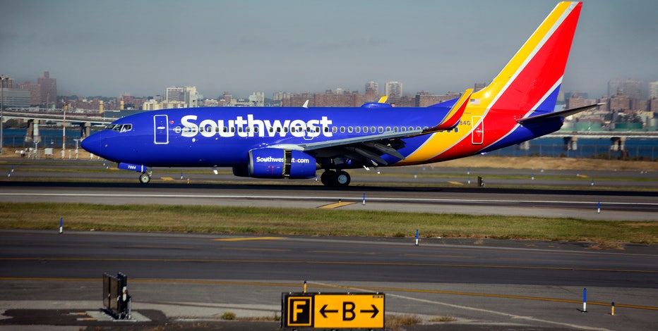 Southwest Airlines pilots vote in favor of strike