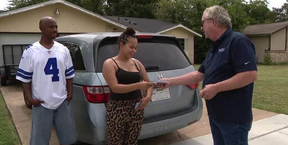 FOX 4 viewer gives reward to Dallas couple who helped catch kidnapping suspect