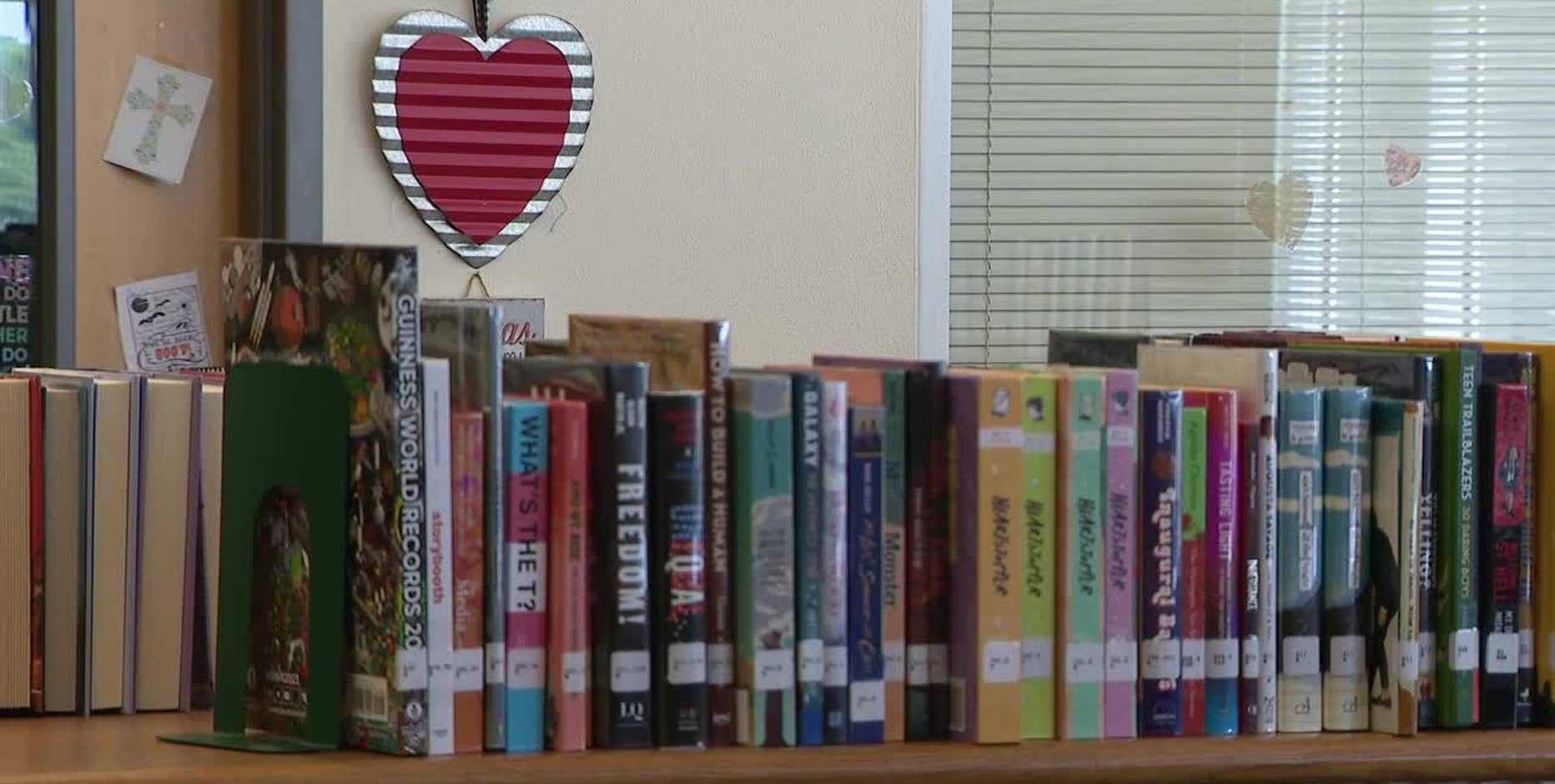 Fort Worth ISD libraries back open after review of books on shelves
