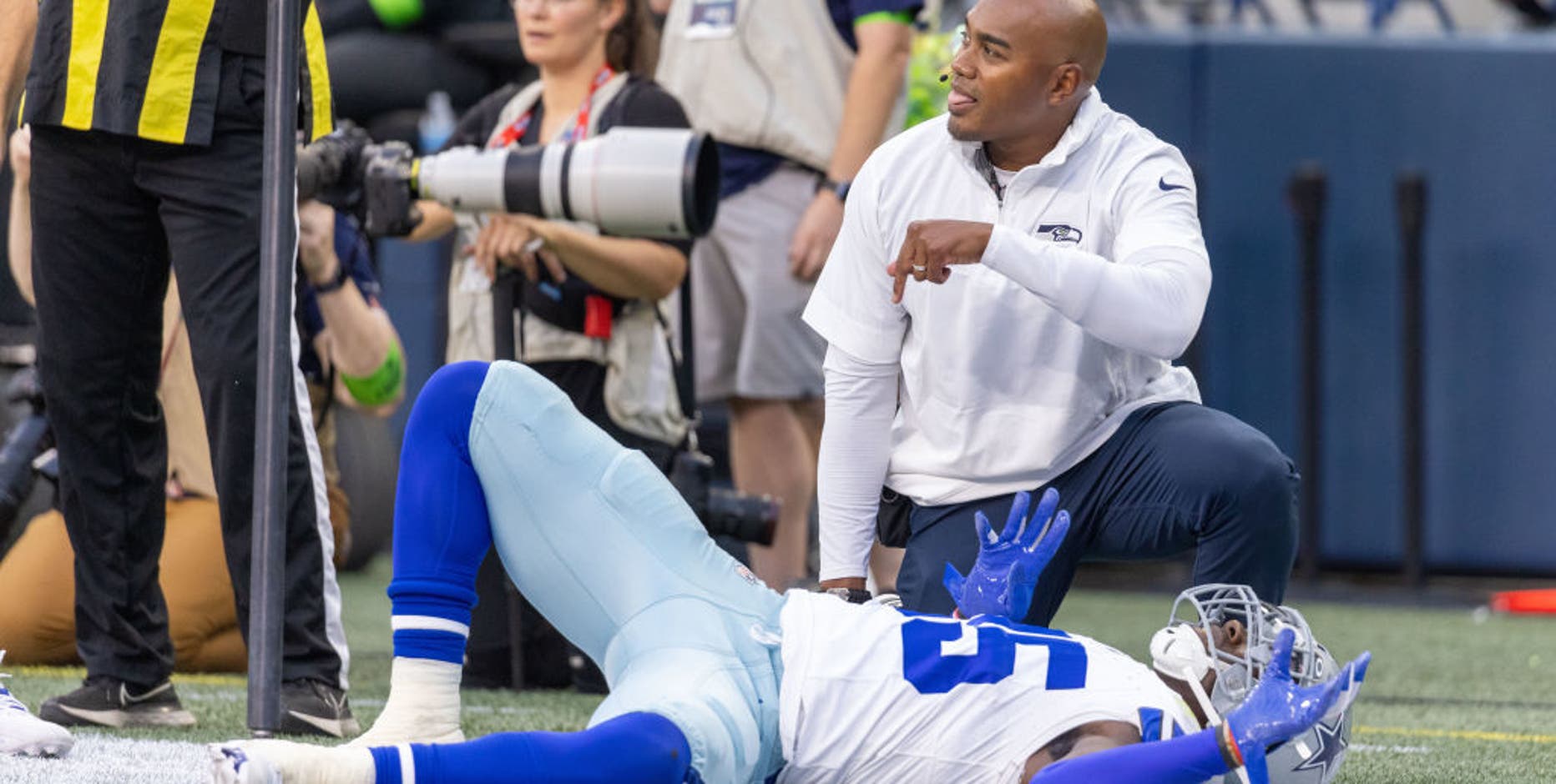 2 Cowboys rookies suffer season-ending knee injuries