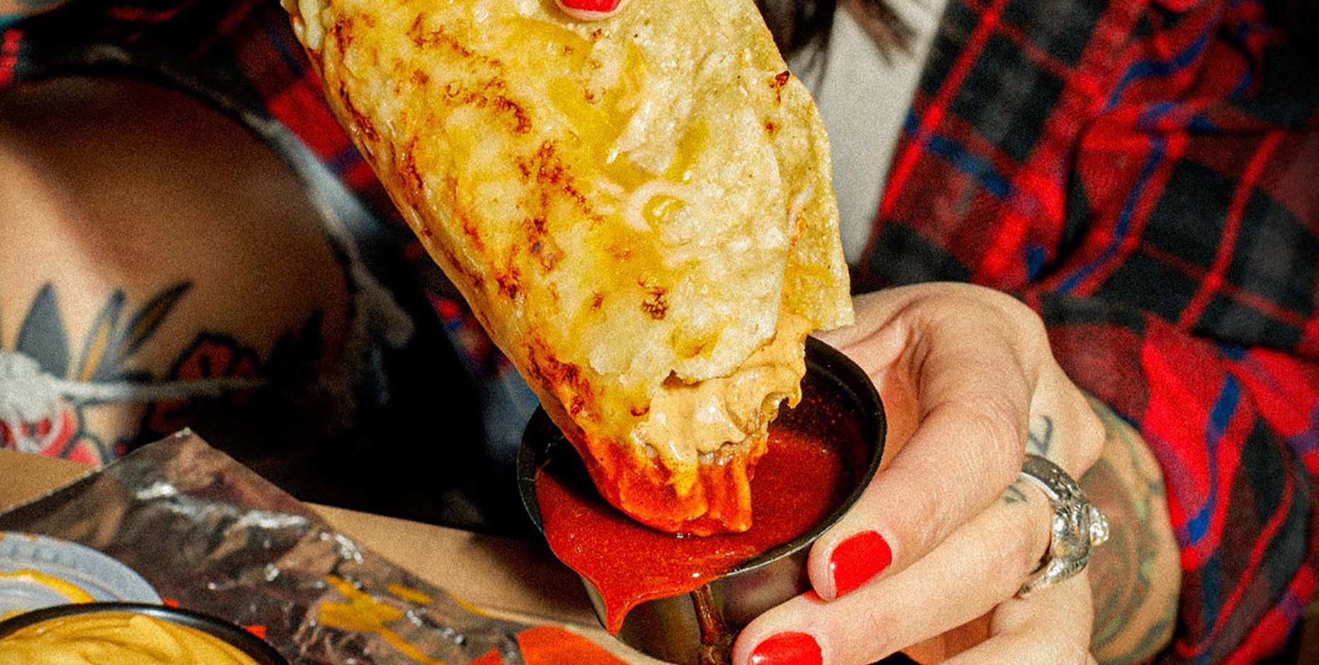 Taco Bell releases new grilled cheese dipping taco