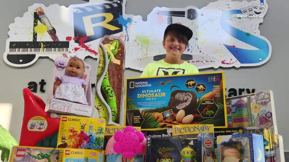 Burleson 9-year-old saves up enough money to donate to Toys for Tots daily