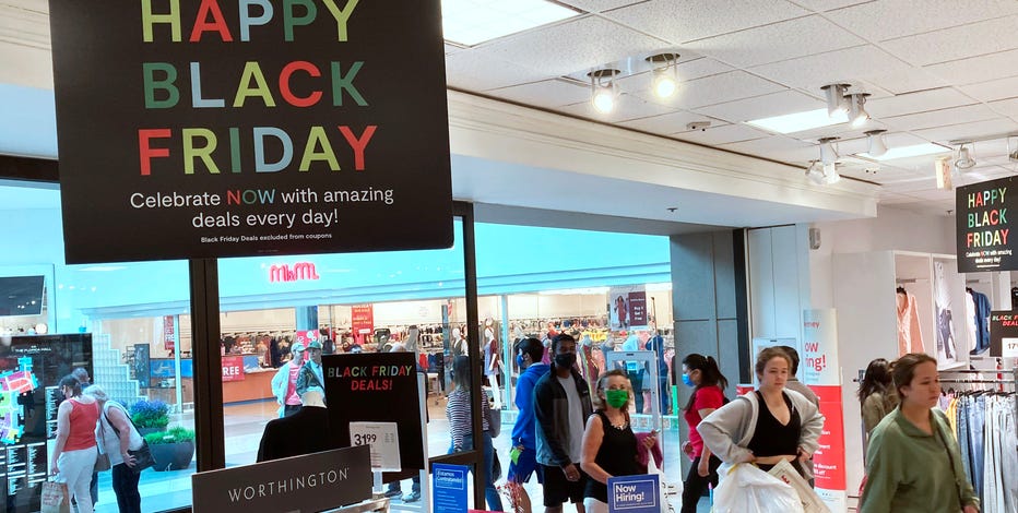 Black Friday shopping: JCPenney, Macy's lead with biggest discounts