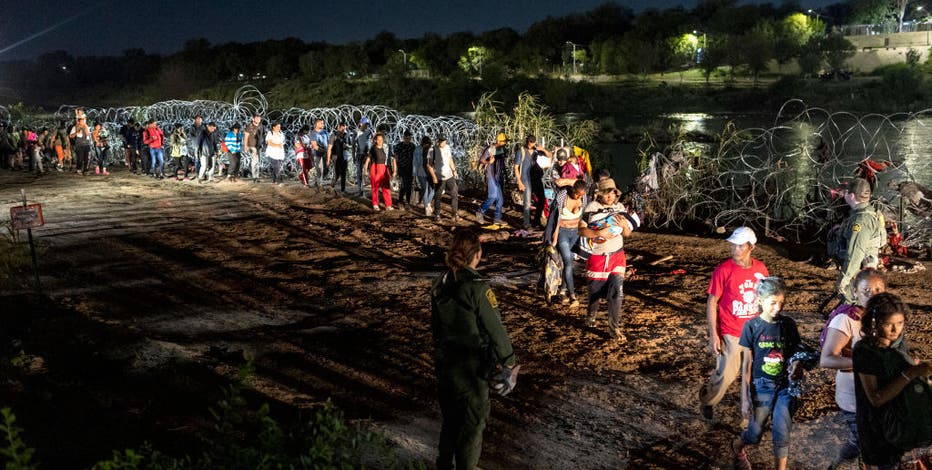 Texas lawmakers pass controversial bill making illegal border crossing a state crime
