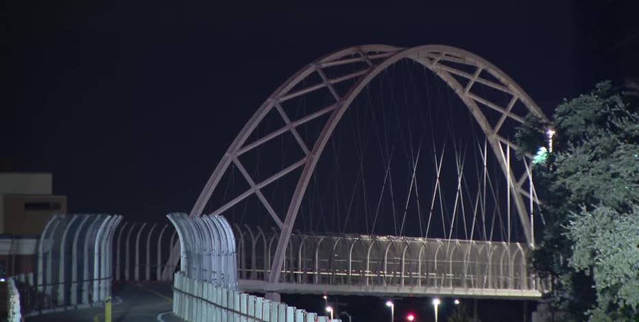 New pedestrian bridge across Central Expressway in Dallas opens