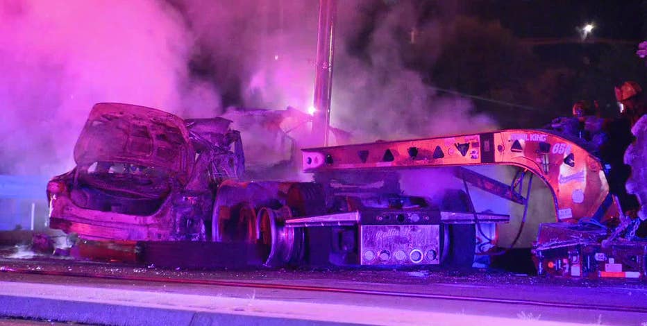 Fiery crash in Dallas leaves 2 dead