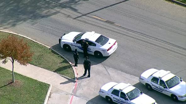 15-year-old girl shot by teen in Dallas, police say