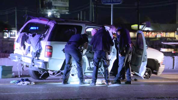 Mesquite police chase ends with rollover crash in Dallas