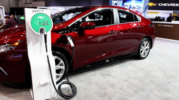 US probes 73,000 Chevrolet Volt cars over loss of power, issues restarting