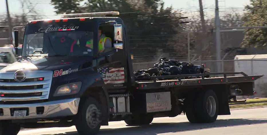 1 dead in Fort Worth crash between motorcycle and school bus