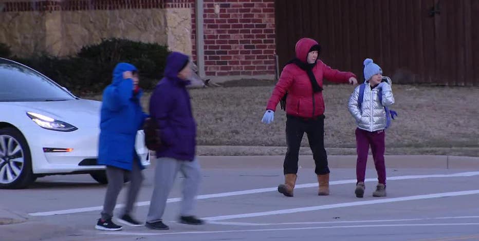 North Texas school districts defend decision to cancel Tuesday classes