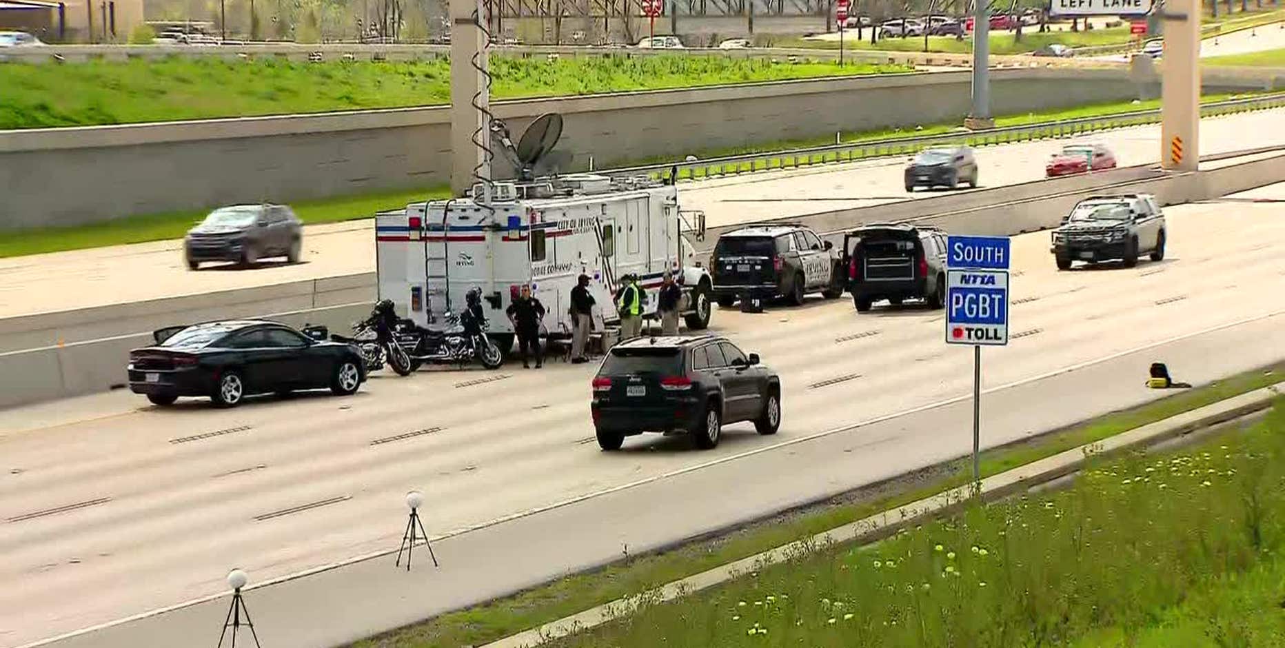 Irving police fatally shoot man who drove through traffic barricade, brandished a knife