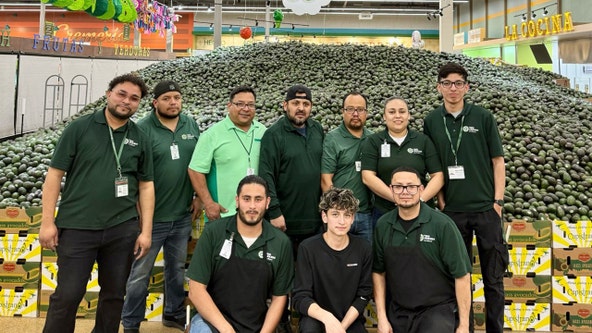 Dallas grocery store sets Guinness World Record for massive avocado display