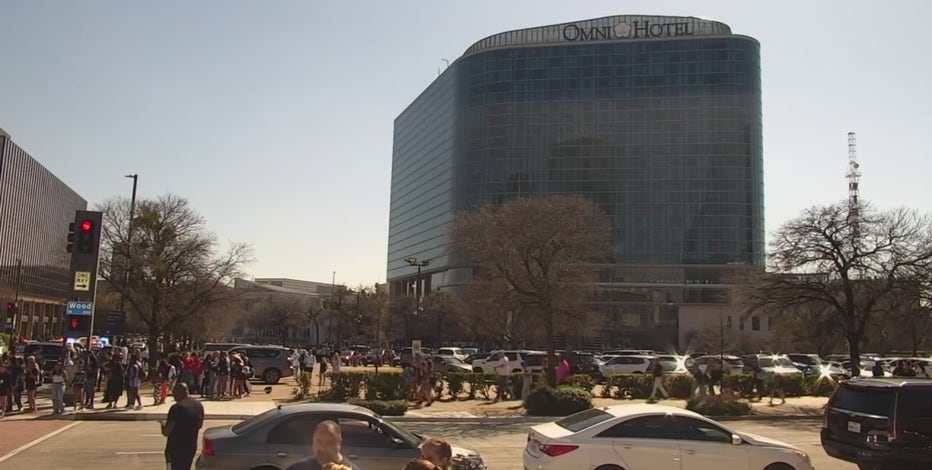 Kay Bailey Hutchison 会议中心内的打斗造成混乱,NCA 啦啦队活动暂停