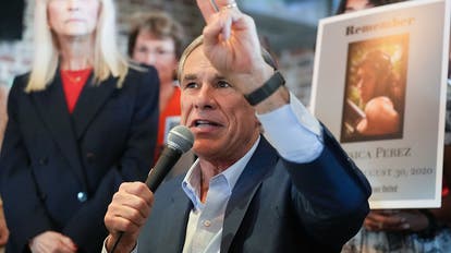 Texas Gov. Abbott jokes about imposing a '100% tariff on anyone moving to Texas from NYC,' sources say