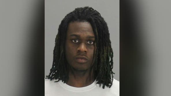 Man killed at Jonesboro store after gun stolen from holster