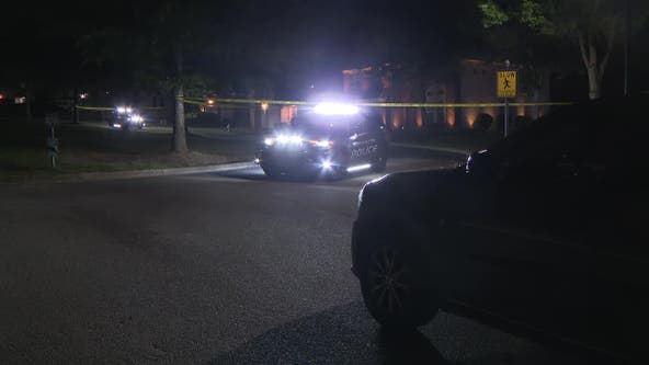 Police searching for gunman in deadly shooting in South Fulton neighborhood