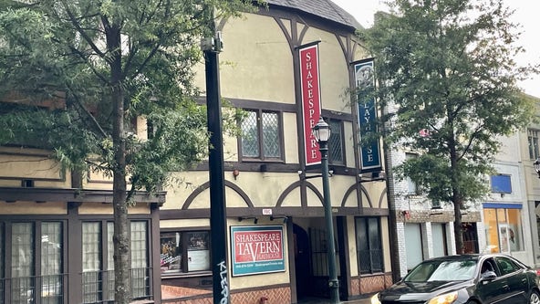 BIPOC production of 'Complete Works of William Shakespeare' at Atlanta's Shakespeare Tavern entertains