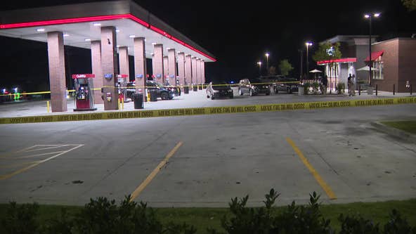 2 injured in gunfight after attempted robbery at Lithonia-area gas station