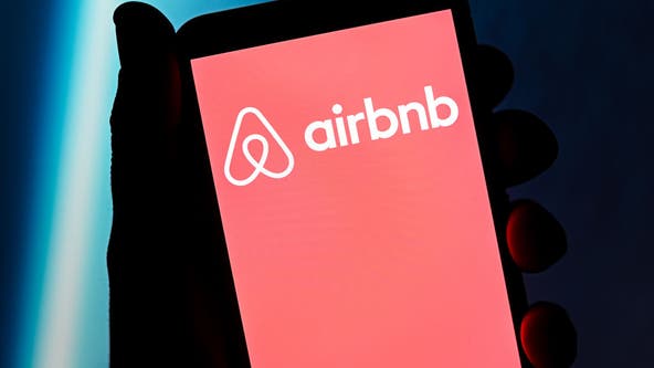 Airbnb guest tied up, robbed Gwinnett County homeowner at gunpoint, police say