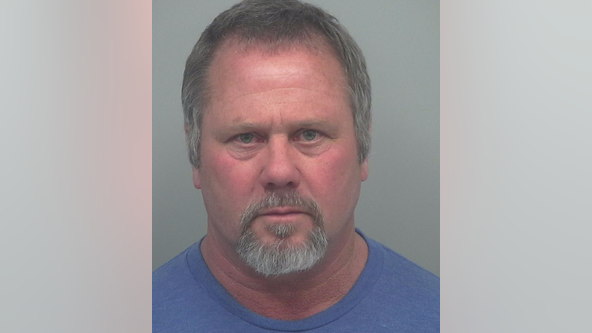 Flowery Branch man repeatedly punched teenager during road rage incident, police say