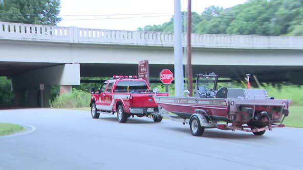 2 stranded rafters rescued from Chattahoochee River