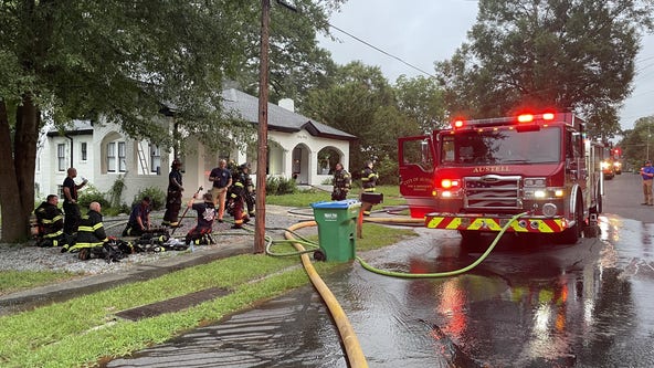 Firefighters respond to Monday morning house fire in Austell