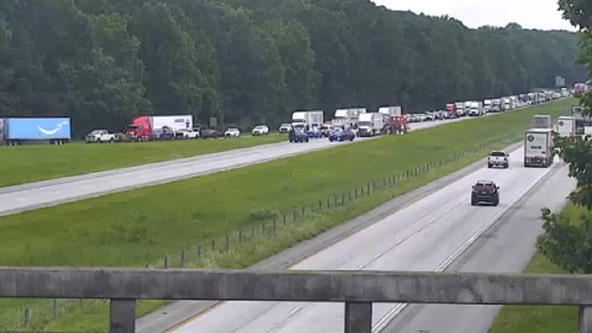 Traffic red alert: Deadly crash shuts down I-20 WB in Carroll County