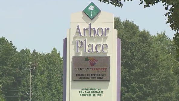 Bizarre hair-licking incident at Arbor Place mall, man arrested