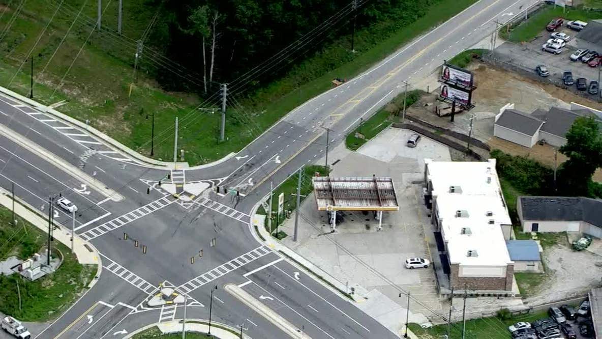 GSP pursuit ends after car crashes in Rockdale County