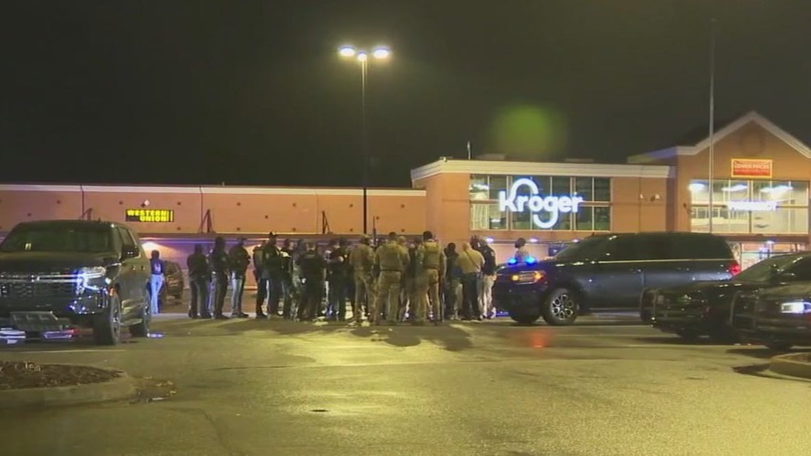 Clayton County homicide leads to chase; 1 arrested, 1 on the run