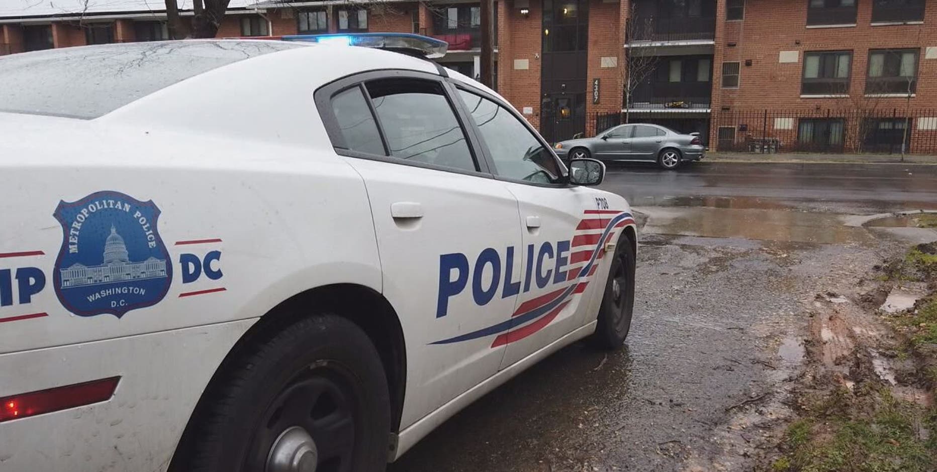 Video shows deadly drive-by shooting in Southeast DC as children run for their lives