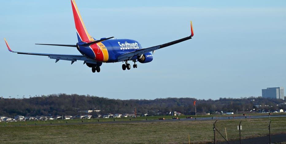 Near miss at DCA, FAA to investigate