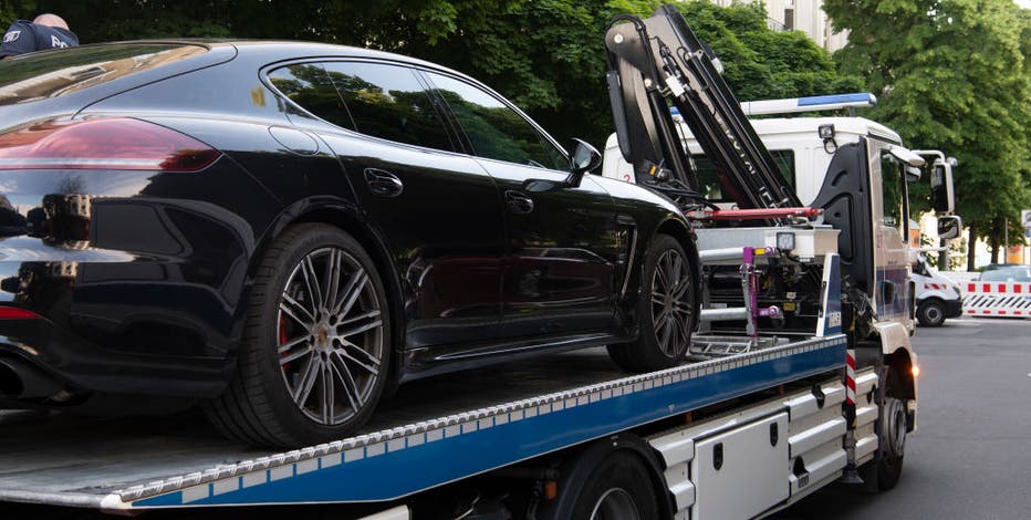 Tow truck car thieves strike again in DC