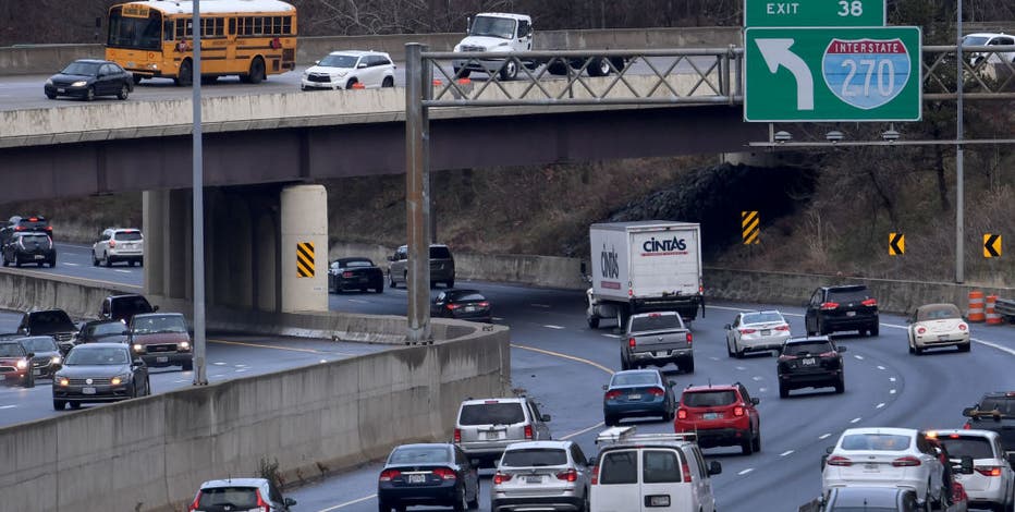 I-270 SB closed after pedestrian fatally struck: police