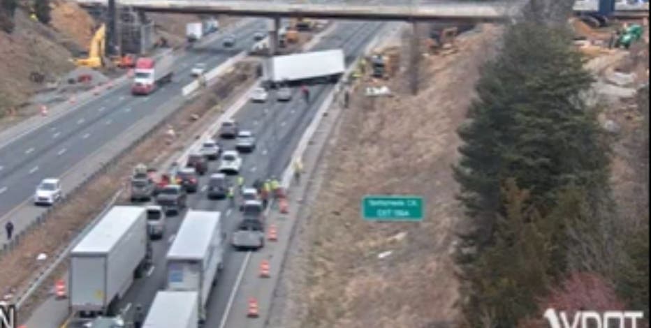Part of I-95 closed in Spotsylvania County due to tractor-trailer crash