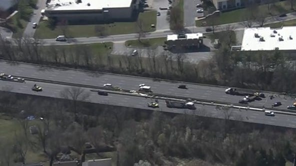 Fatal crash on Baltimore Beltway closes all lanes in both directions