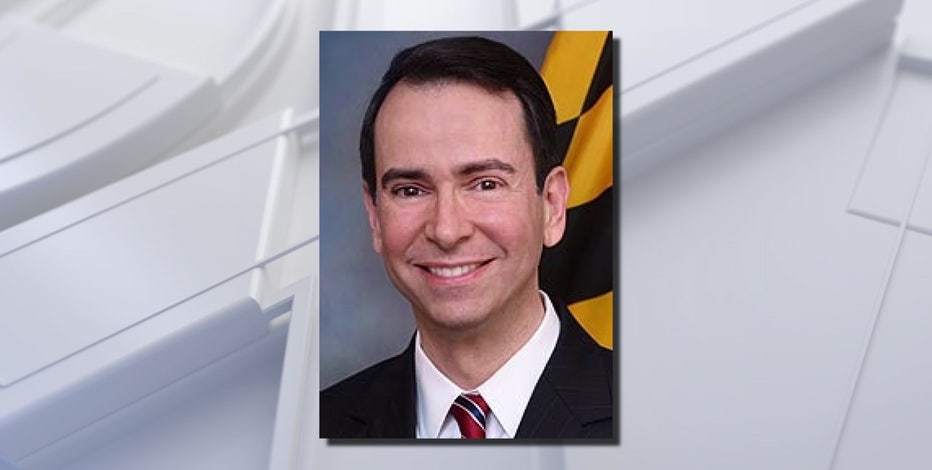 FBI raids home of former Maryland Gov. Hogan's ex-chief of staff Roy McGrath as manhunt continues