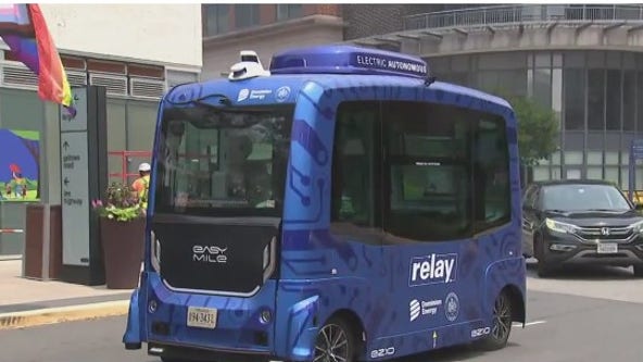 Self-driving electric shuttle set to stop after successful 2-year run, operators say