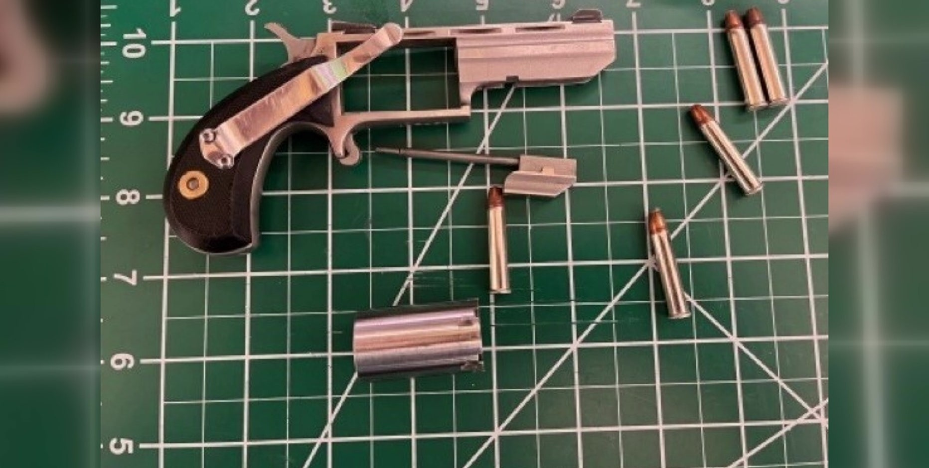 Man blames wife after TSA finds loaded gun packed in carry-on bag at Reagan National Airport