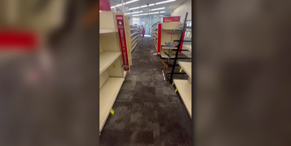 CVS store shelves bare as thieves in DC plan robberies around delivery times, workers say