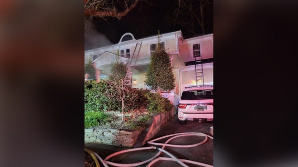 Family escapes flames of early morning Montgomery County house fire