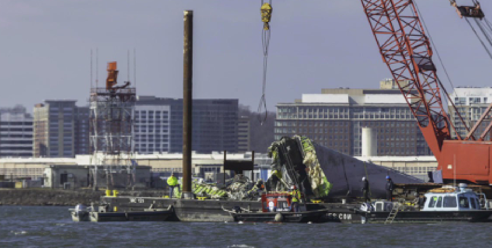 Family of DCA plane crash victim files $250M claim against US Army, FAA ...