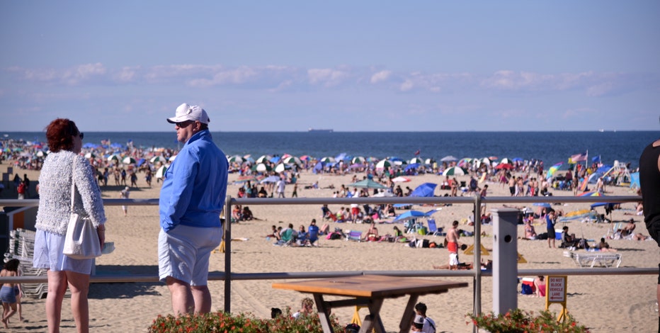 What's open at the Jersey Shore for the holiday weekend