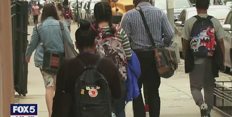 De Blasio: ‘Full Steam Ahead’ on NYC schools reopening in September