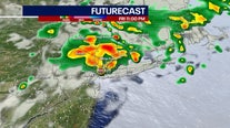 NYC weather: Clear skies now, showers later