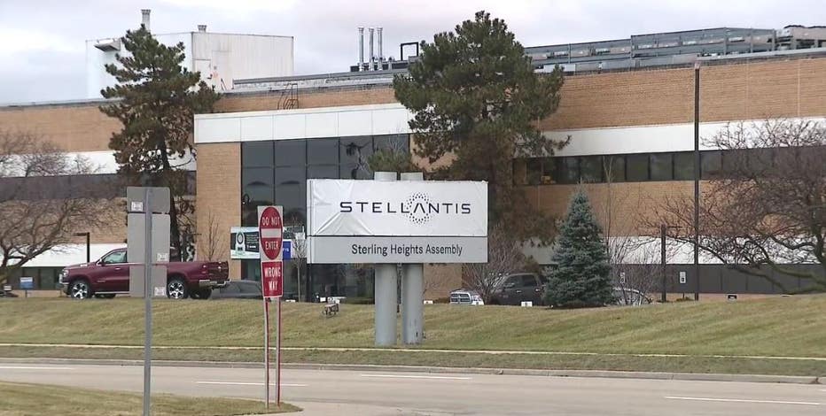 Stellantis' offer to UAW includes 14.5% raises, inflation bonuses