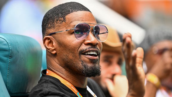 Jamie Foxx admits he 'couldn't walk' after mystery illness: 'I saw the tunnel. I didn't see the light'