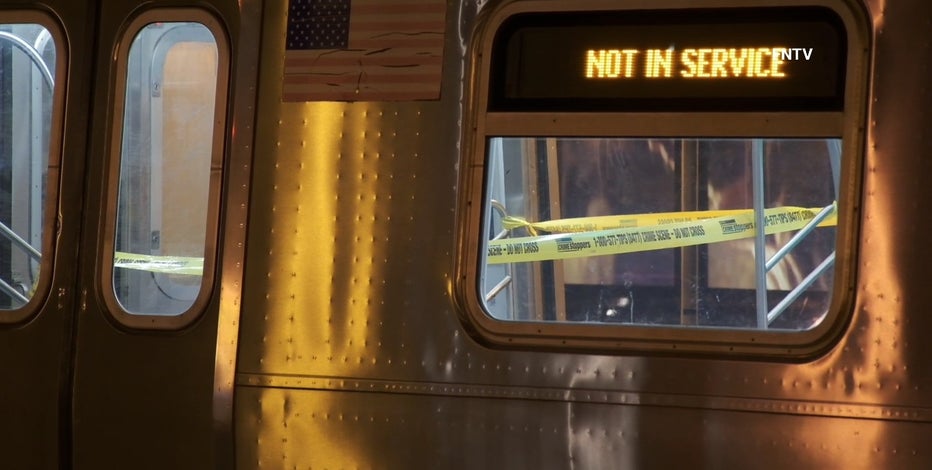 Man stabbed repeatedly on NYC subway train following dispute over smoking