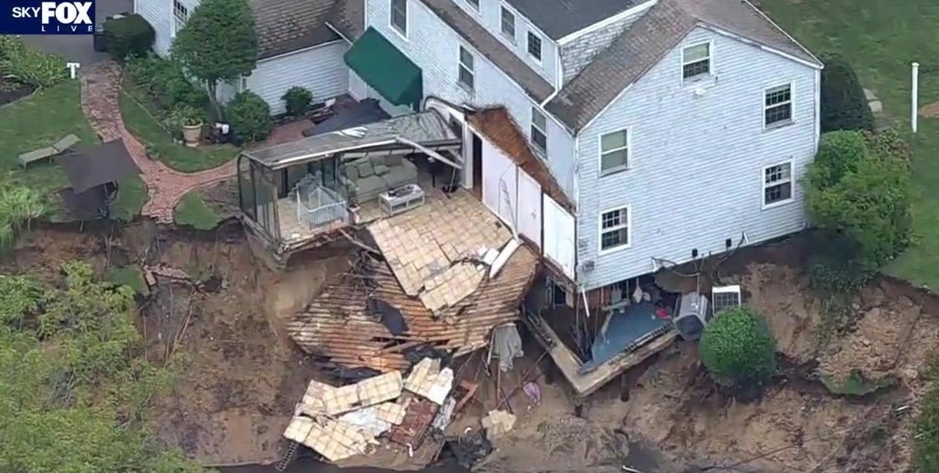 Long Island flooding: Repairs 'could take years' following Harbor Road collapse